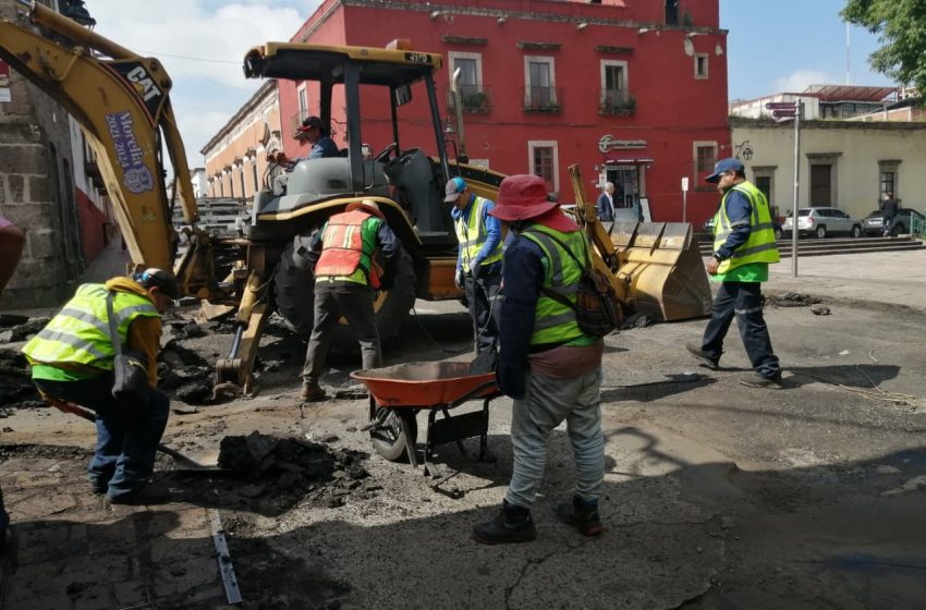  Ayuntamiento de Morelia intensifica trabajos de bacheo en el Centro Histórico
