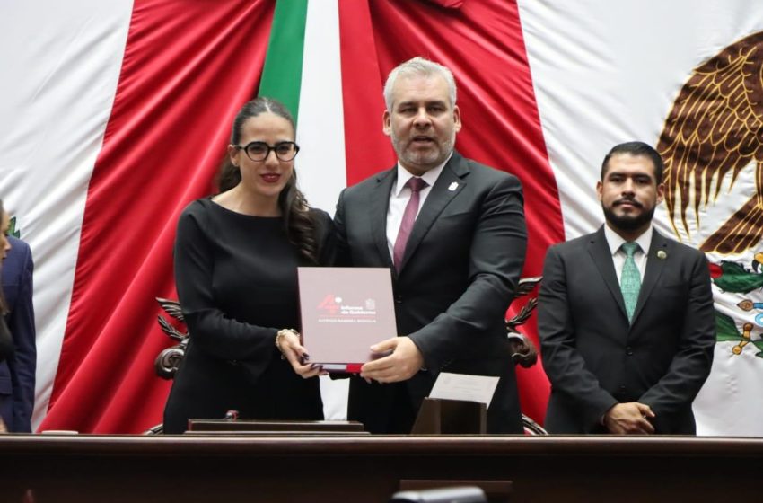  Recibe 76 Legislatura el 4to. Informe del Estado que guarda la Administración Pública Estatal
