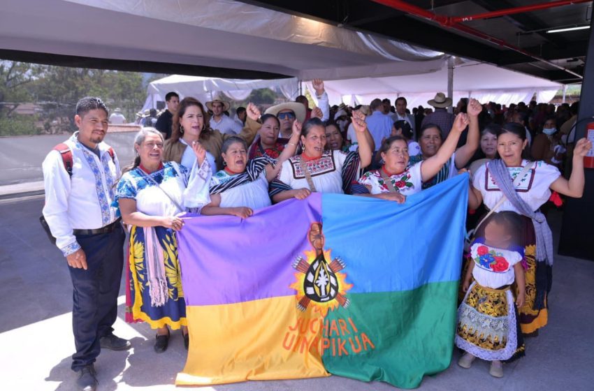 Fabiola Alanís refrenda compromiso con pueblos originarios en el segundo año legislativo