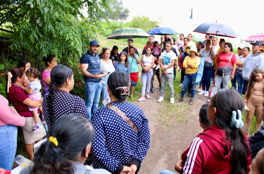  Yankel Benítez impulsa regularización y mejoras en colonia Las Verónicas