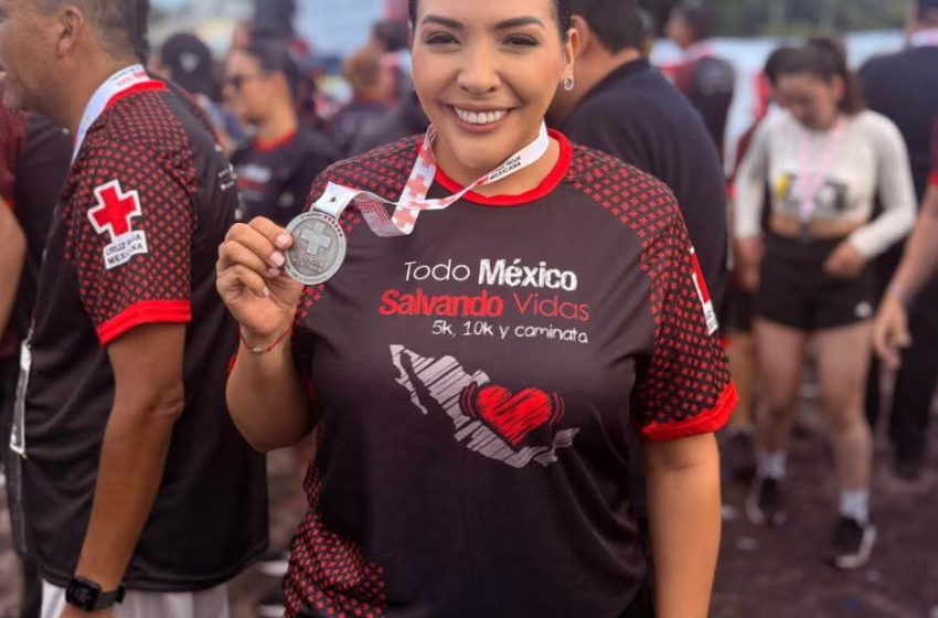  Adriana Campos Huirache se suma a la carrera “Todo México Salvando Vidas” en Zamora