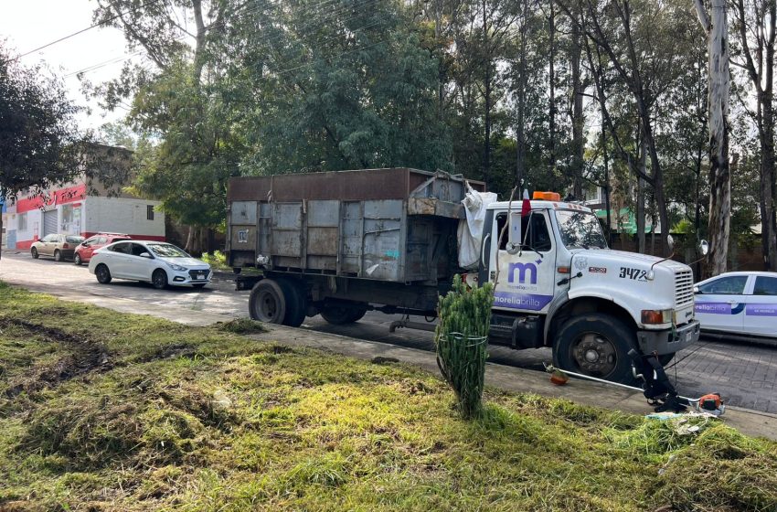  En Fuentes de Morelia y Juana Pavón, realiza Secretaría de Servicios Públicos jornada de limpieza