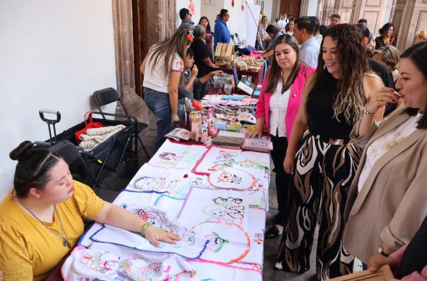  La inclusión no es un favor, es un derecho: Xóchitl Ruiz González en Mercadita “Talento Sin Barreras”
