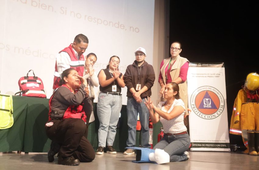  IMSS Michoacán recibe curso de capacitación para el uso de extintores