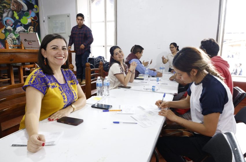  SEDEBI acerca apoyos a familias y mujeres con cáncer en comunidades indígenas