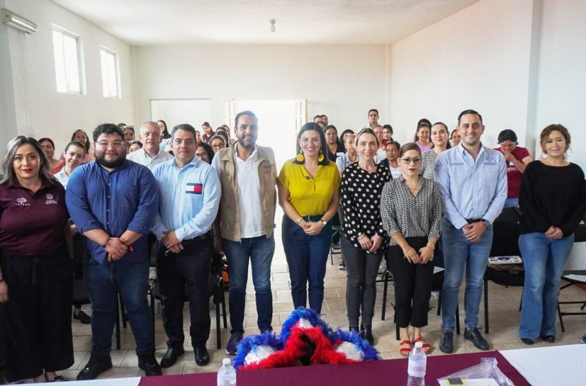  Capacitan a emprendedores en Centros del Bienestar para impulsar proyectos productivos: SEDEBI