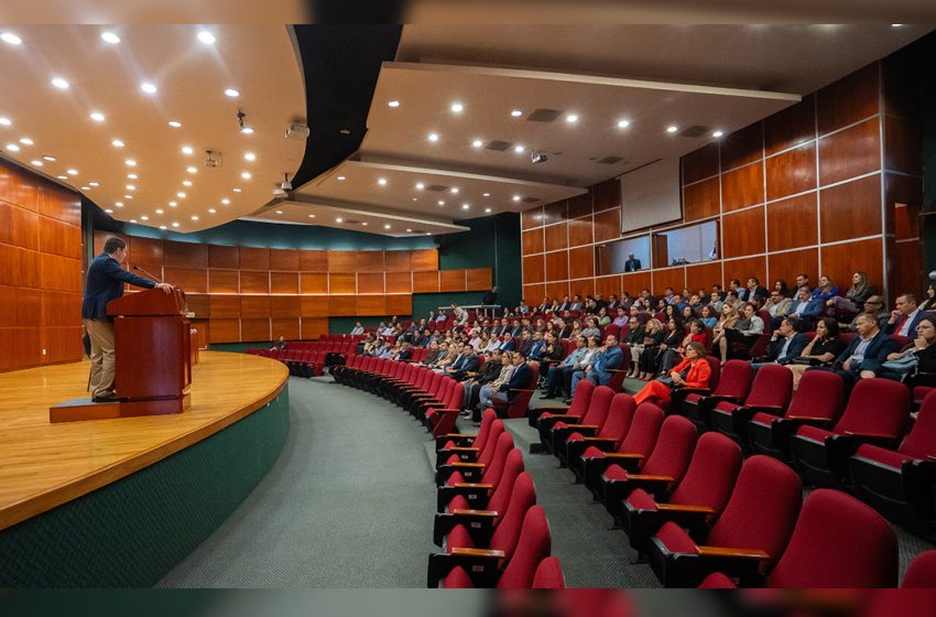  Sus determinaciones siempre deben estar tomadas con la Ley en la mano: Presidente Gama Coria en reunión con personas juzgadoras