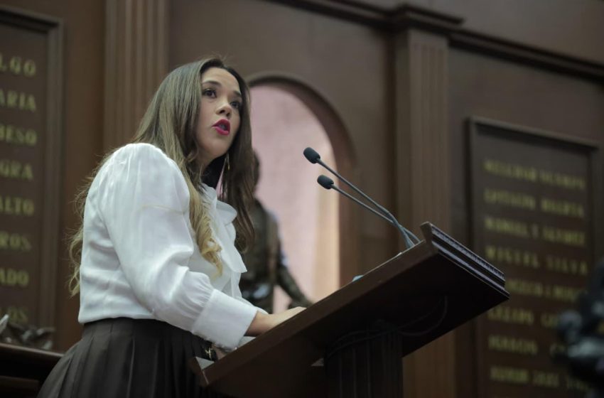  Xóchitl Ruiz propone modernizar el Periódico Oficial del Estado, para fortalecer la transparencia y la certeza jurídica en Michoacán