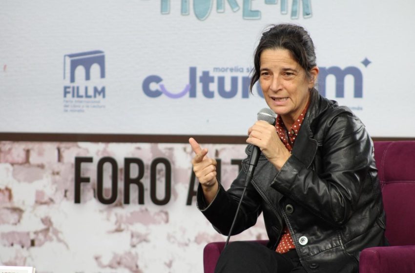  Autora portuguesa Patrícia Portela se presenta en la Feria Internacional del Libro y la Lectura de Morelia