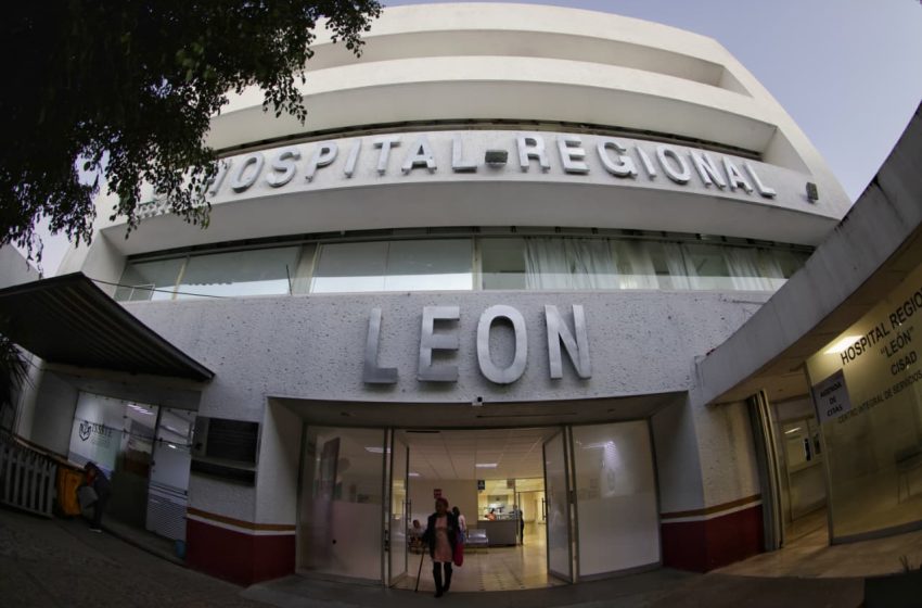  Implementa Hospital Regional del ISSSTE en León Plan de Cirugía Robótica; destaca capacitación de especialistas