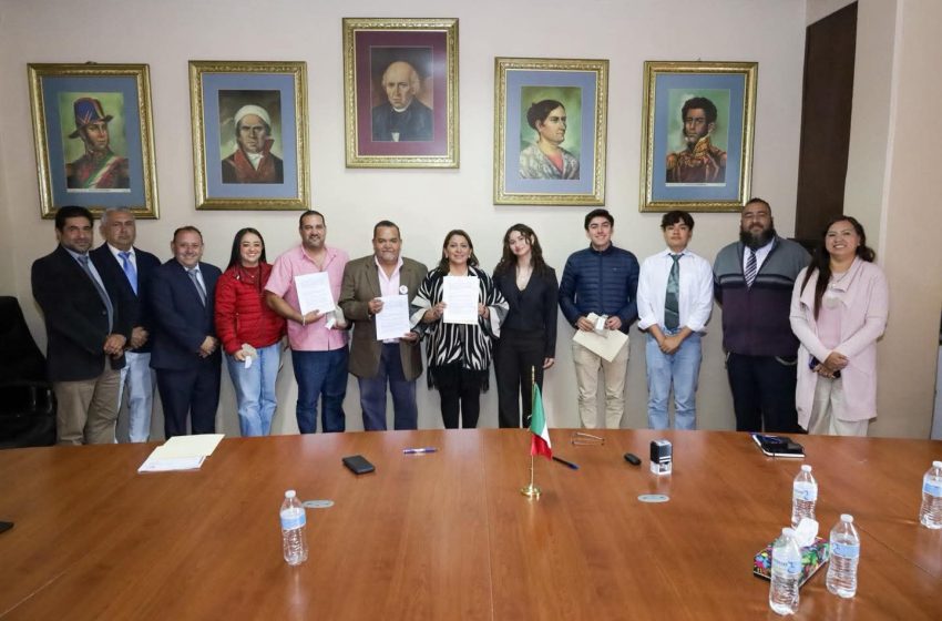 Firma Ayuntamiento de Quiroga y CBTis 094 de Pátzcuaro convenio para fortalecer la formación profesional de jóvenes estudiantes