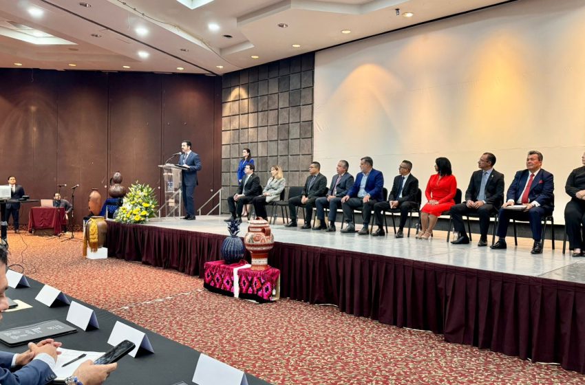  Yankel Benítez da bienvenida al Primer Encuentro Regional de Actualización para Magistrados
