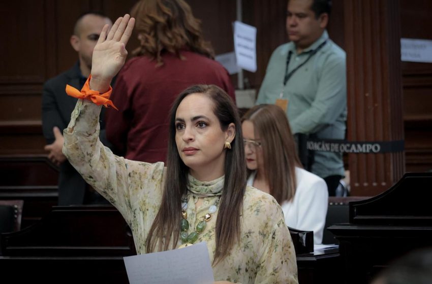  Sandra Arreola reconoce la importancia de fortalecer la estrategia de seguridad en Michoacán