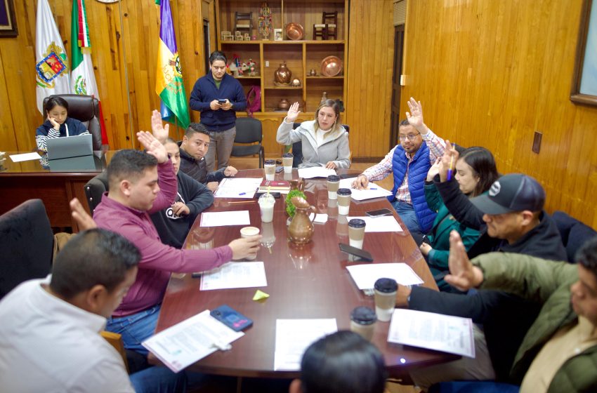  Aprueba Cabildo de Salvador Escalante acuerdo sobre autogobierno de Opopeo; Dayana Pérez reafirma compromiso con la legalidad