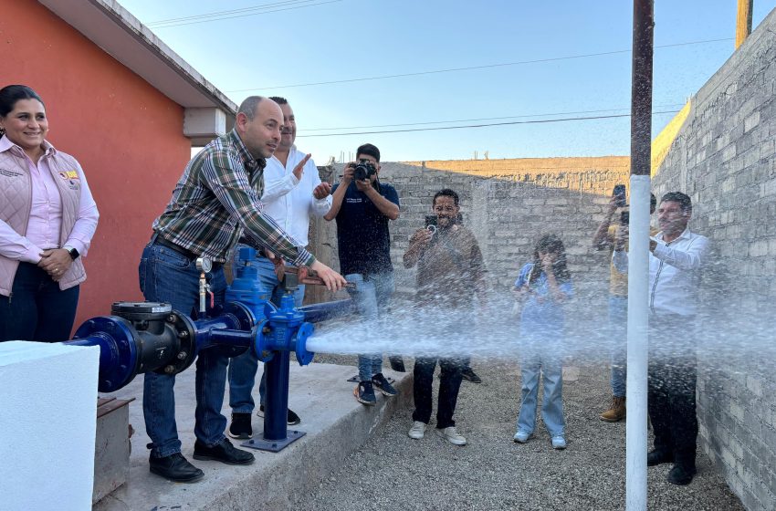  Encabeza Éric Gaona inauguración del pozo de agua en La Palma