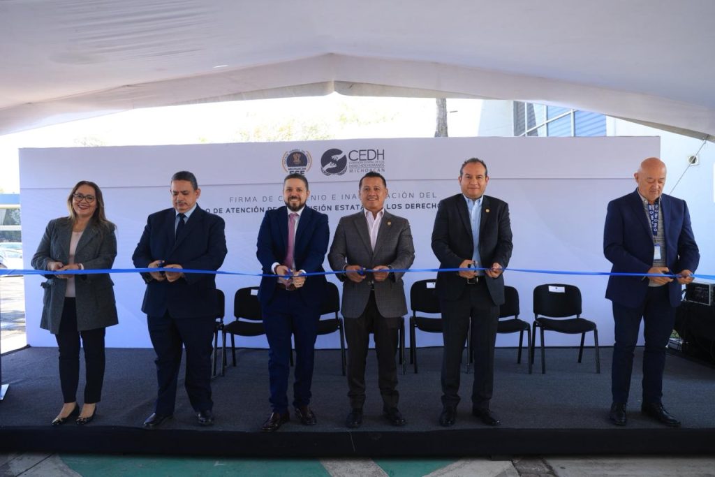 FGE y CEDH firman convenio de colaboración e inauguran Módulo de Atención 3 FGE CEDH2