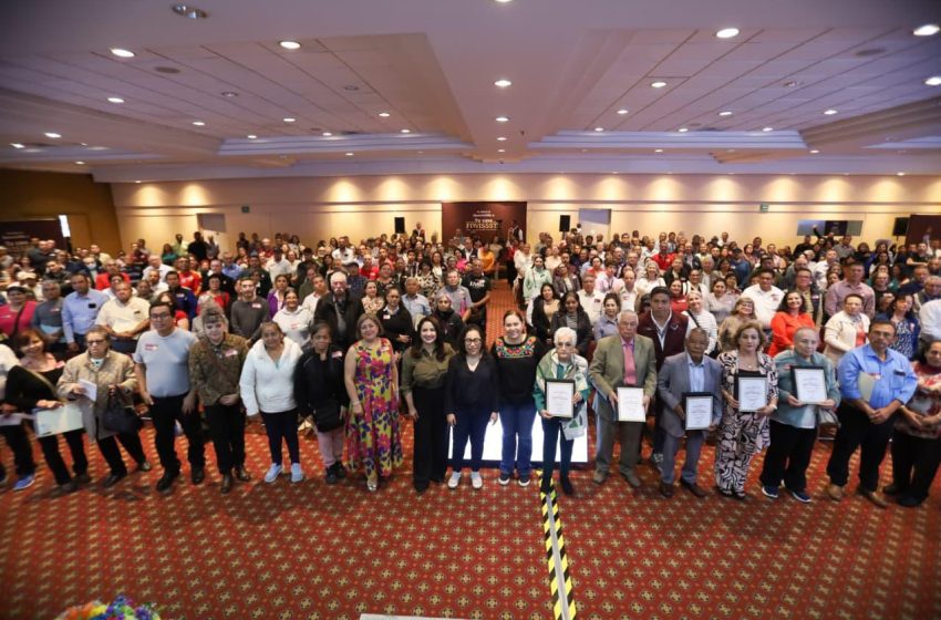 Entrega FOVISSSTE más de 500 constancias de créditos liquidados y anuncia escrituración gratuita en Michoacán