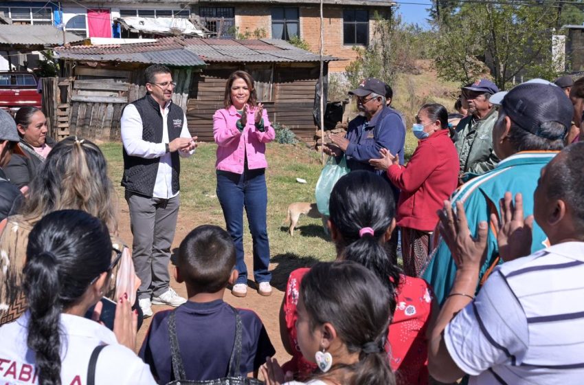  Fabiola Alanís comparte agenda legislativa y respaldo al Plan Michoacán con comerciantes de Pátzcuaro