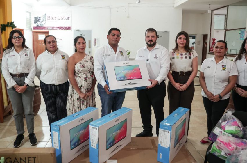  Gobierno del Estado refuerza respaldo a Coahuayana con acciones de atención y apoyo comunitario