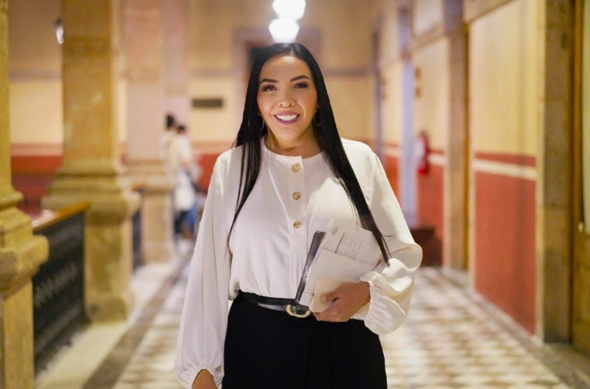  Adriana Campos exhorta a garantizar condiciones de seguridad y libre tránsito para personas migrantes en su retorno decembrino
