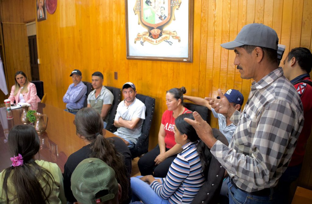 Dayana Pérez Mendoza fortalece el diálogo directo con habitantes de Las Charandas 4 StaClaraCharandas3