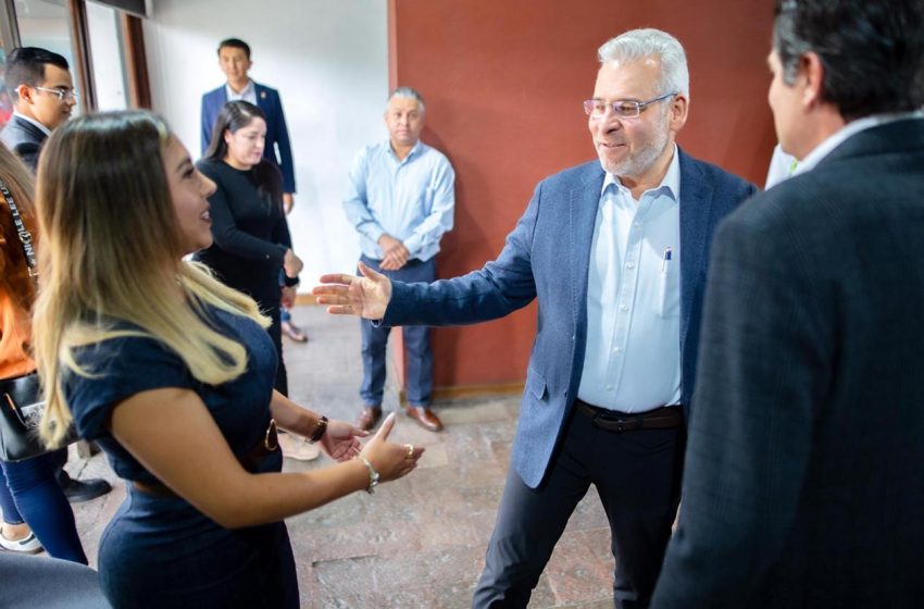  Salvador Escalante tendrá nuevo plantel de Bachillerato Tecnológico gracias al Plan Michoacán: Dayana Pérez