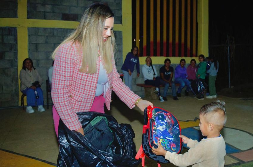  Dayana Pérez Mendoza fortalece el diálogo ciudadano en Zinamba