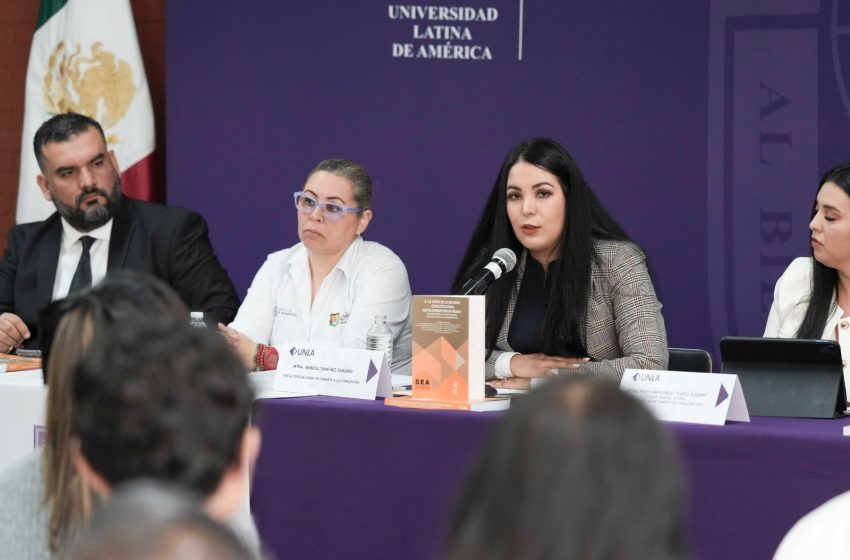  Fiscal Anticorrupción, coautora en presentación de libro sobre combate a la corrupción