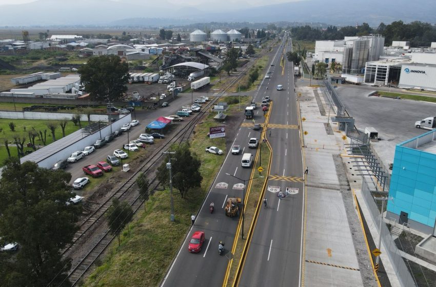  Con rehabilitación de la red carretera estatal, construimos caminos que conectan vidas: Rogelio Zarazúa
