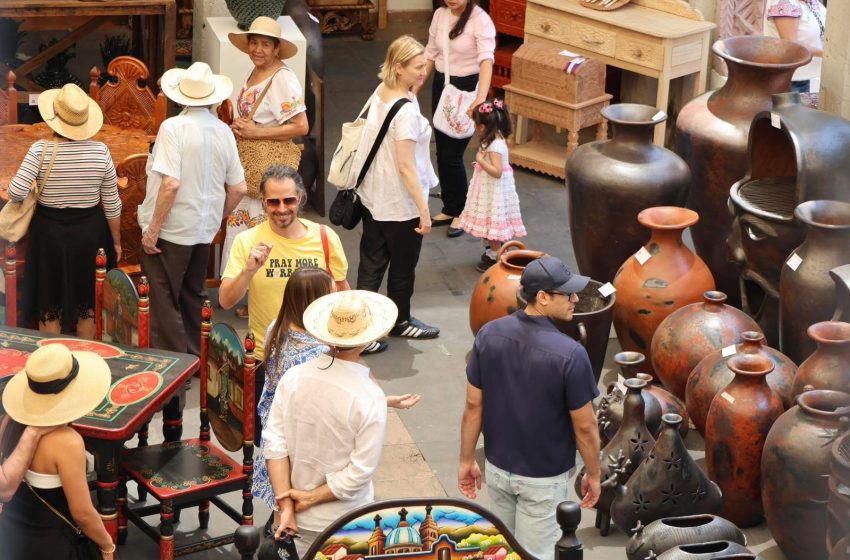  Nueva infraestructura impulsará experiencia turística del tianguis artesanal de Uruapan: SECTUR