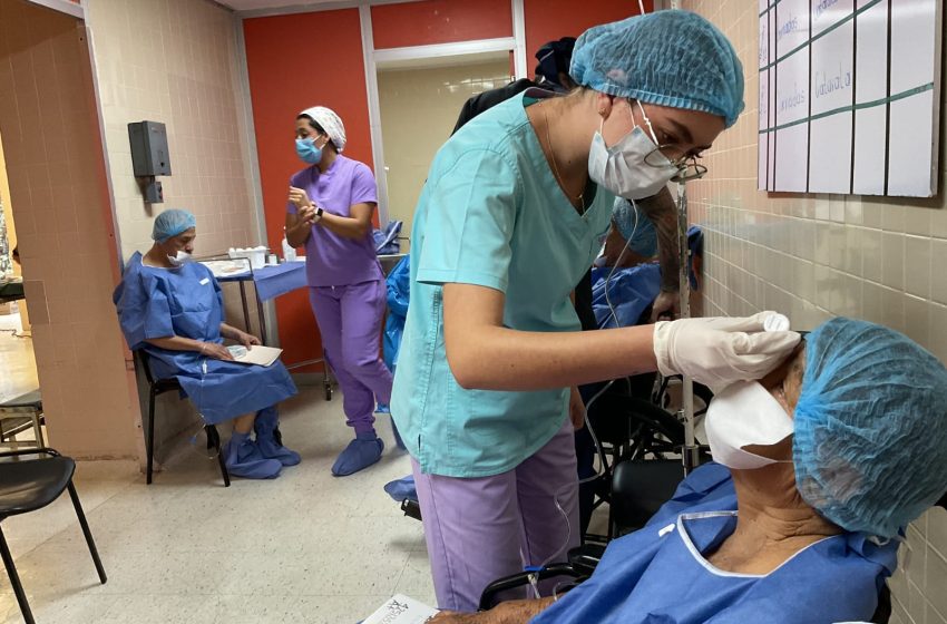  Atiende CH Uruapan del ISSSTE en primera jornada de cirugías oftálmicas del año a 226 pacientes