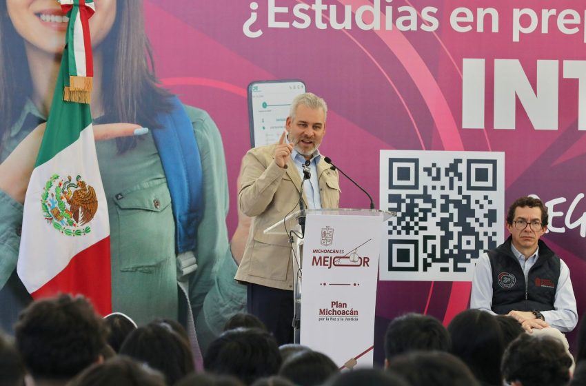  Data hará historia como primer programa de internet universal y gratuito para estudiantes: Bedolla