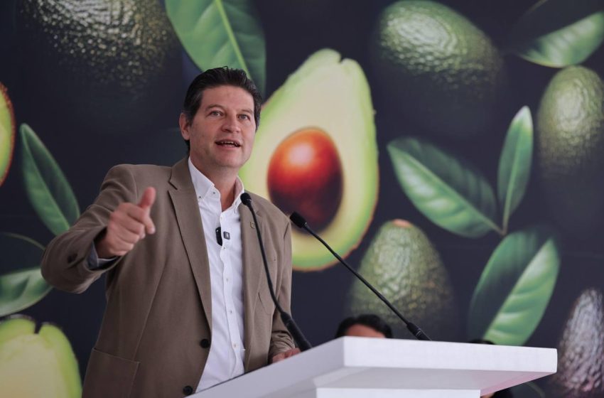  Alfonso Martínez recibirá a delegación de Sacramento, California