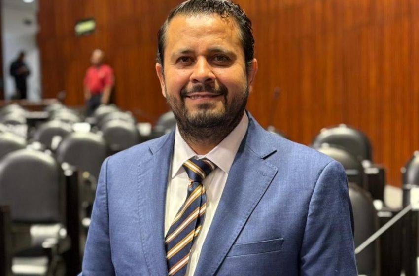  Armando Tejeda urge al sector salud, intensificar vacunación contra el sarampión