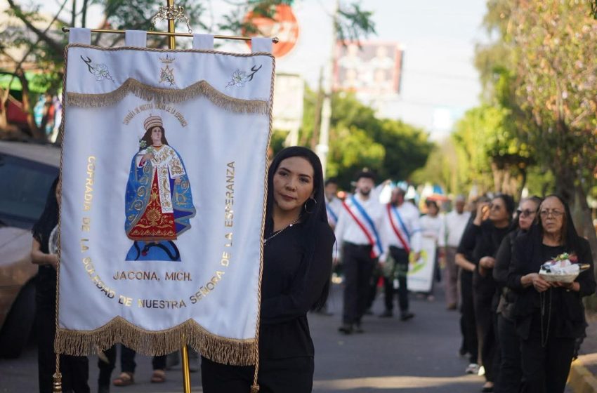  Participa Adriana Campos Huirache en celebraciones de la Virgen de la Esperanza en Jacona