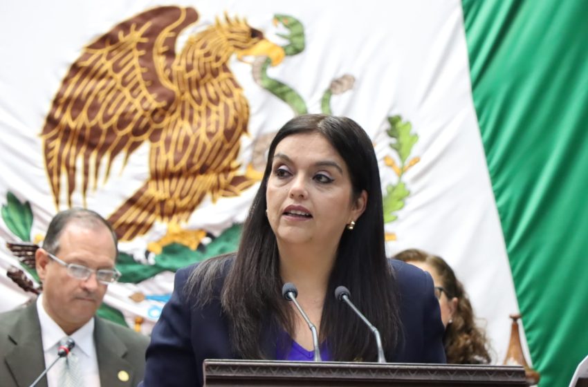  Teresita Herrera presenta iniciativa de reforma para reconocer la lactancia prolongada como una política de salud pública