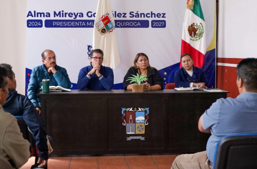  Alma Mireya González fortalece diálogo con autoridades y habitantes de San Andrés Tziróndaro