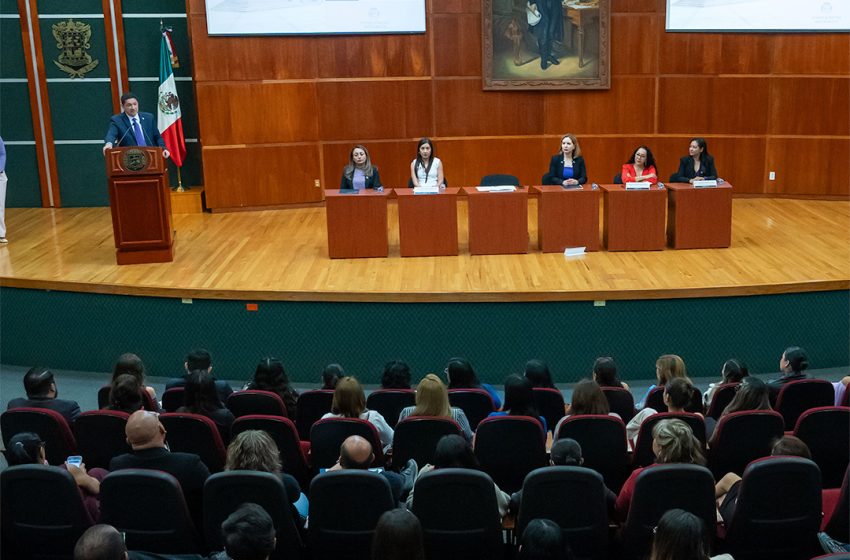  Poder Judicial de Michoacán reflexiona sobre la justicia con enfoque de género