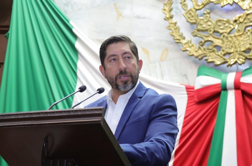  Abraham Espinoza busca que ayuntamientos garanticen accesibilidad en palacios municipales
