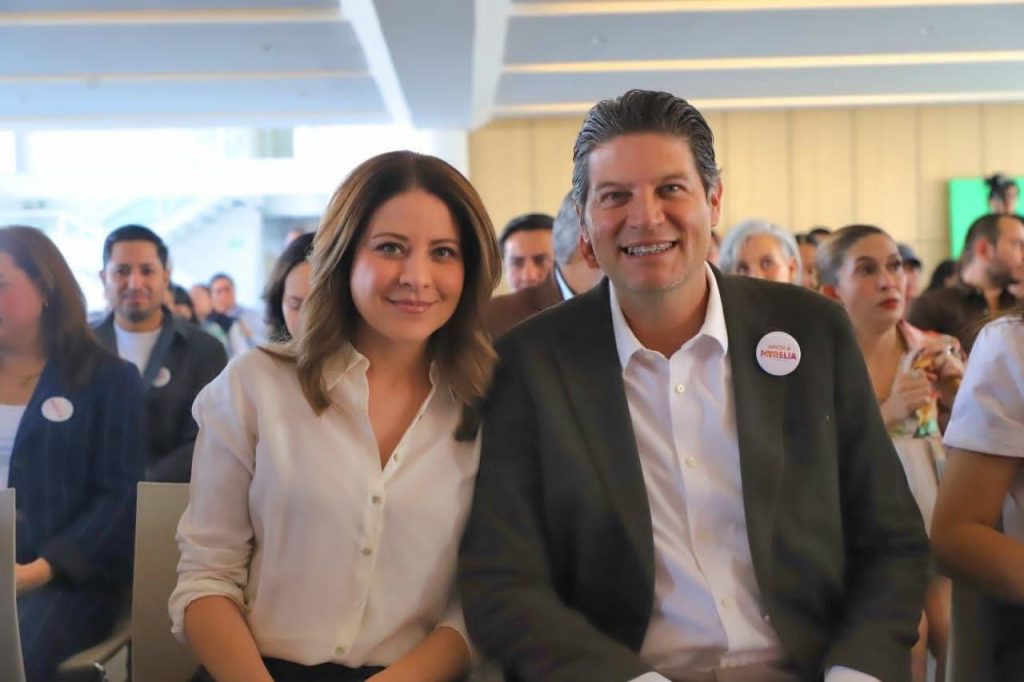 Paola Delgadillo impulsa red digital de voluntariado “Amor a Morelia” 2 DIF MorAmorMore2