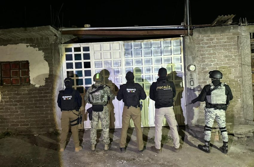  FGE realiza tres cateos en Morelia; asegura 2 mil dosis de metanfetamina y detiene a dos personas