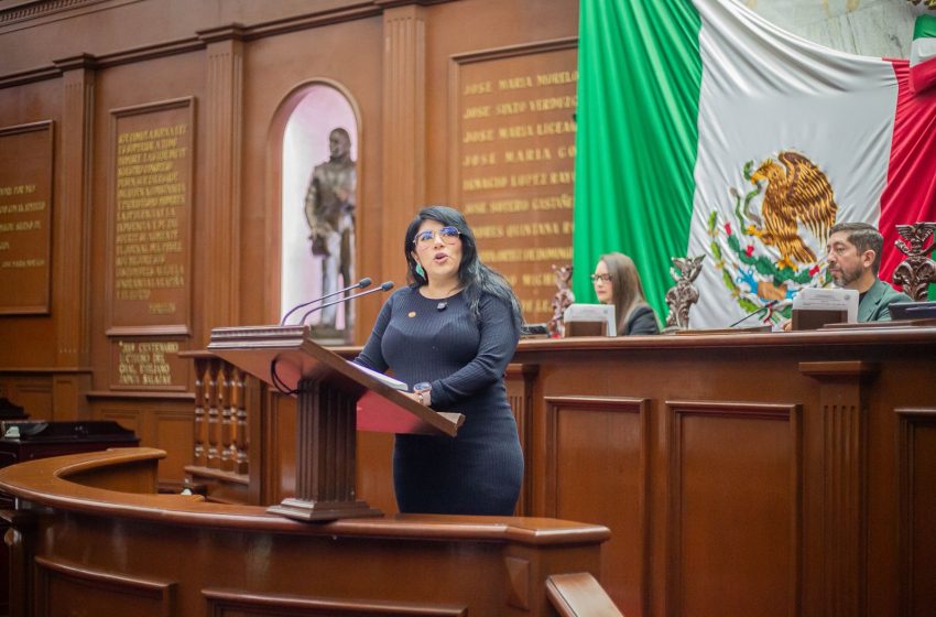  Fomento a la lectura con inclusión, propone Vanhe Caratachea