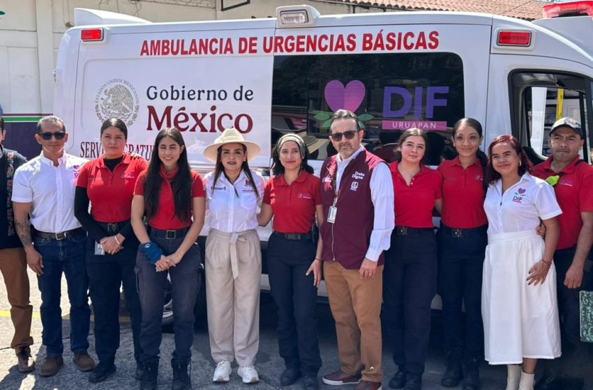  Entrega IMSS ambulancias a Ayuntamiento de Uruapan