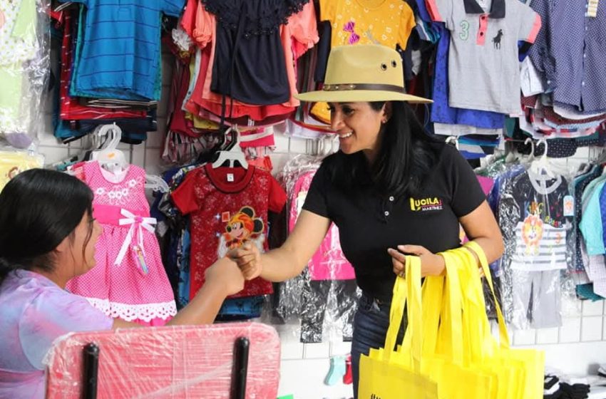  Reconoce Lucila Martínez el valor del trabajo artesanal en Morelia