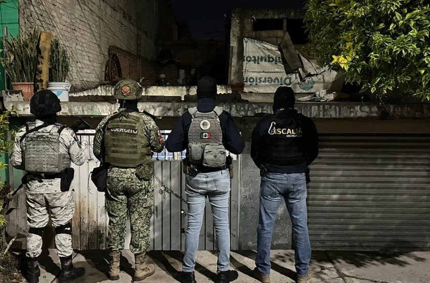  Cumplimenta Fiscalía General seis cateos en Morelia y aseguran narcóticos; hay tres detenidos