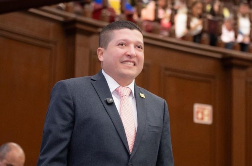  Propone Vicente Gómez homologar leyes estatales para consolidar la economía circular