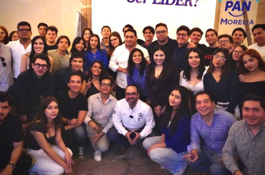  Jóvenes del PAN Morelia fortalecen liderazgo con diálogo y formación política.