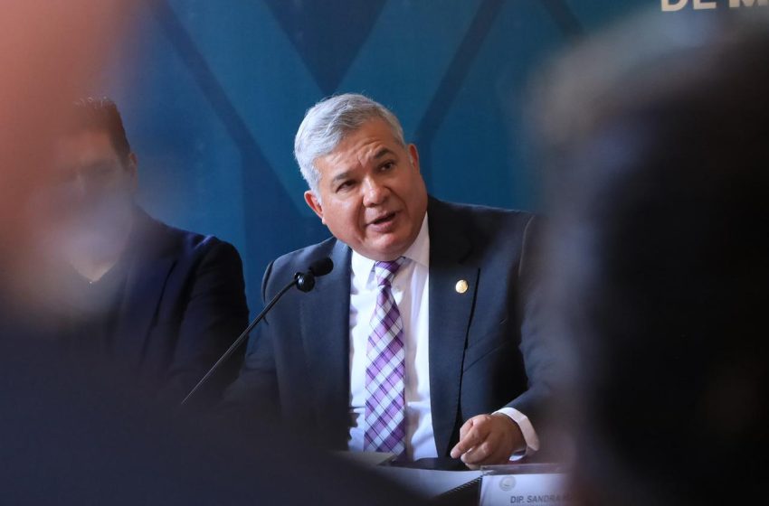 Impulsa Juan Antonio Magaña de la Mora ley para evitar juicios largos y fortalecer la solución pacífica de conflictos