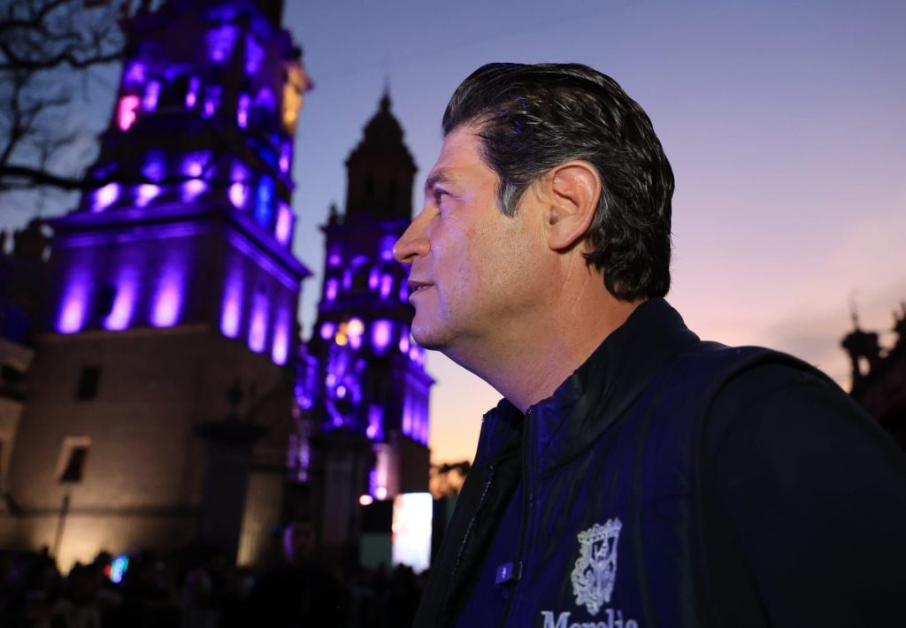 Más de 60 mil personas acompañan la Procesión del Silencio: Alfonso Martínez Alcázar 9 img 20260403 wa01025988718668871215333