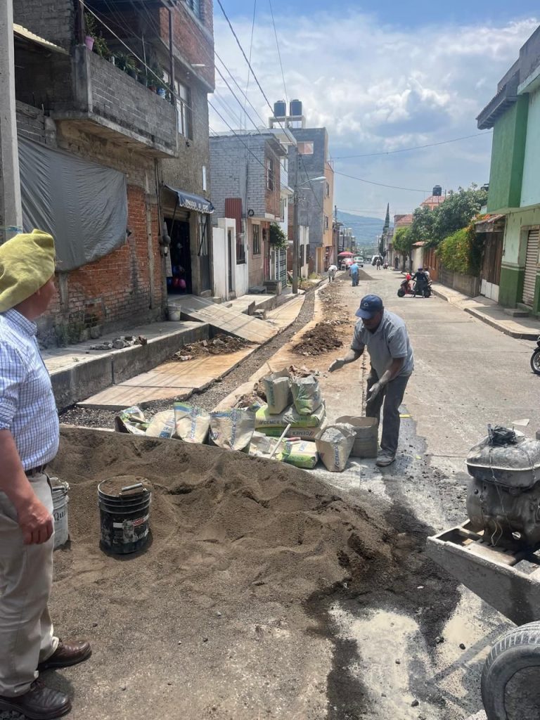Arranca Alma Mireya González rehabilitación integral en las vialidades La Morera y Carlos A. Carrillo, tras casi 30 años de rezago 2 img 20260423 wa01885398605363577013804